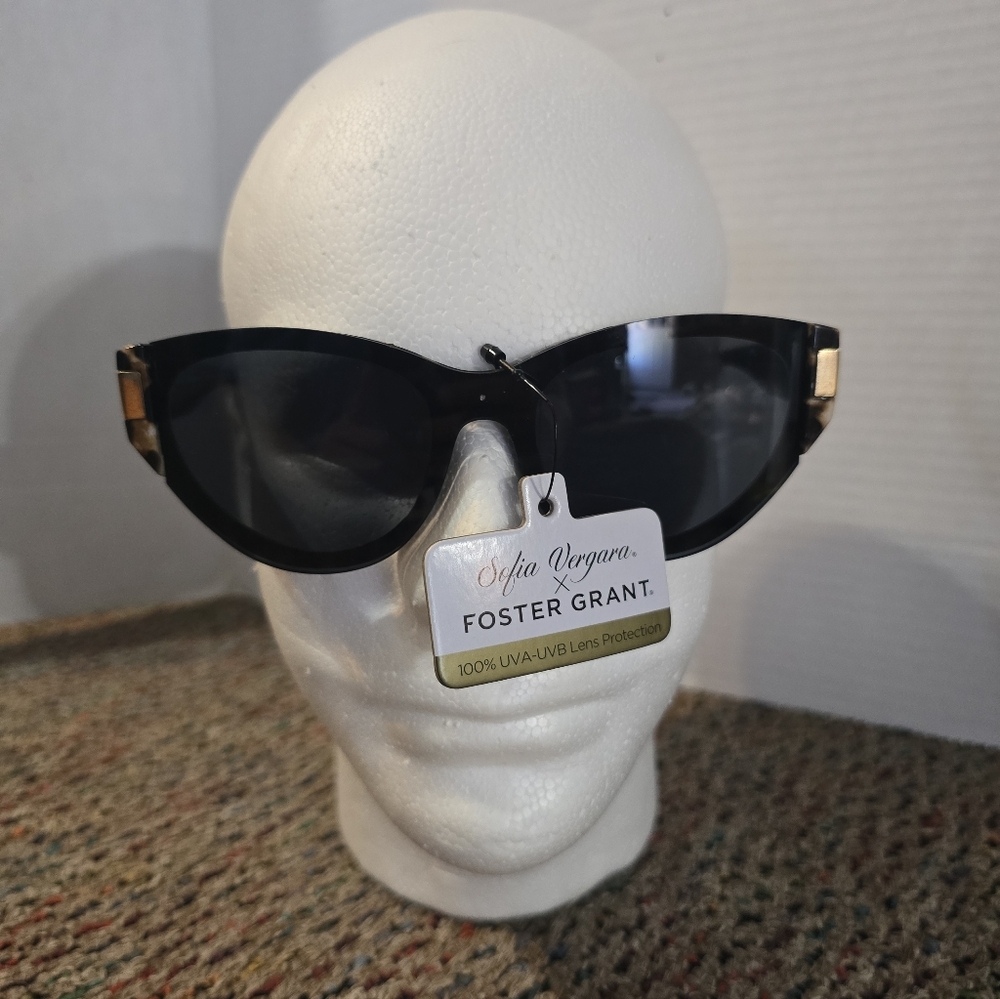 Foster Grant Sofia Vergara NWT Cheetah Print Frames Dark Flat Lens 100% UVA-UVB